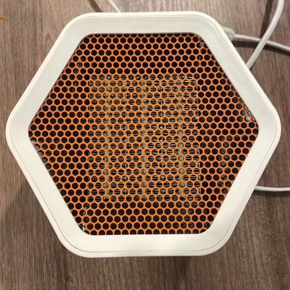 Small space heater - Picture 7 of 8